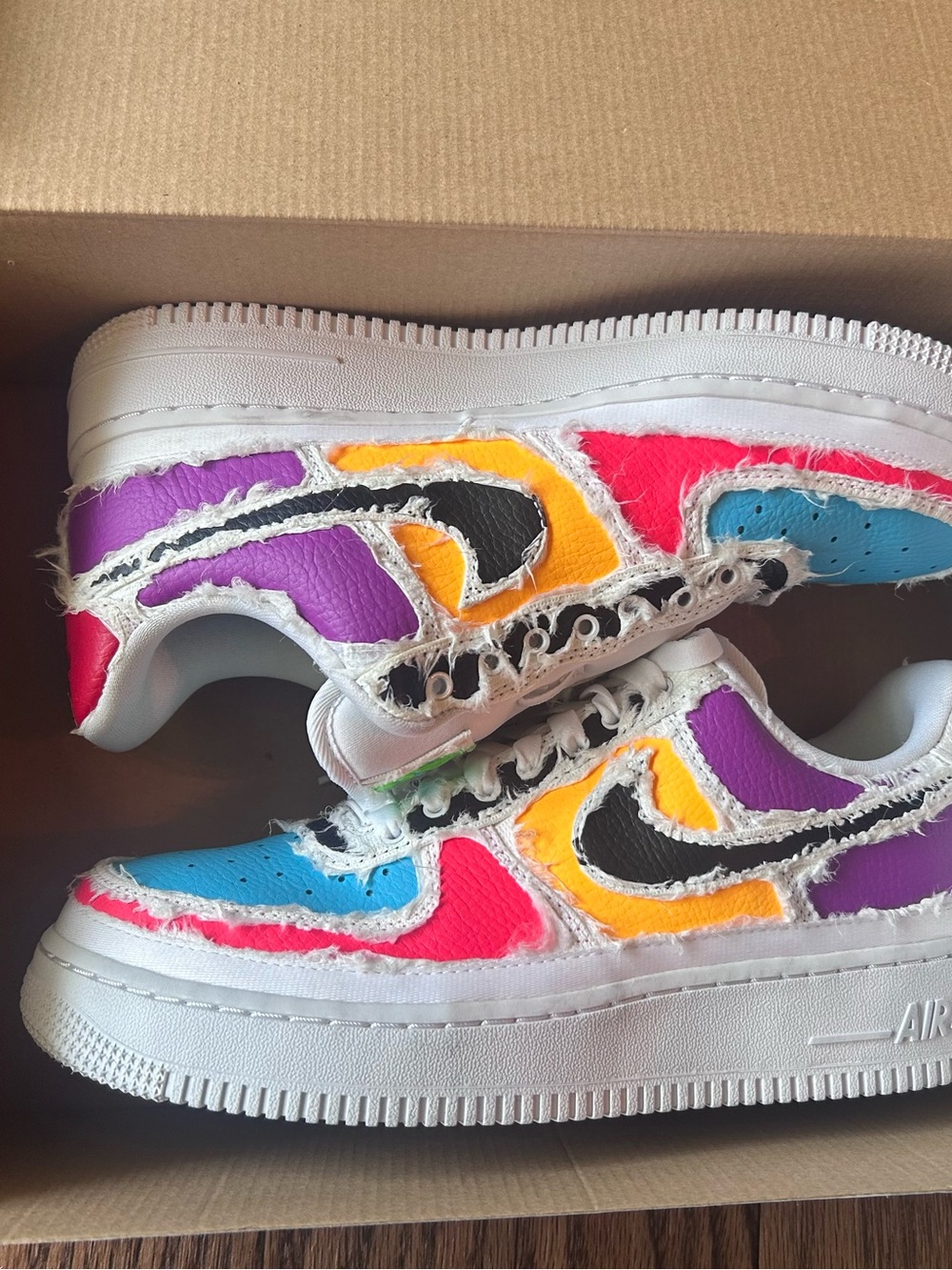 Nike Air Force 1 reveal tear away - Picture 4 of 7